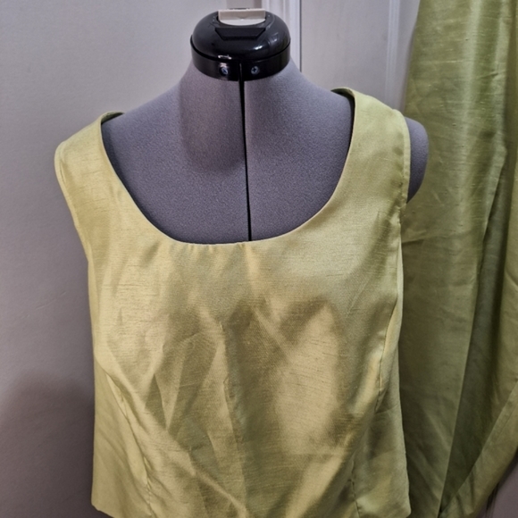Prophecy Two Piece Lime Green ,Top w/ Cropped High Rise Pants Size 20wp - Picture 3 of 7